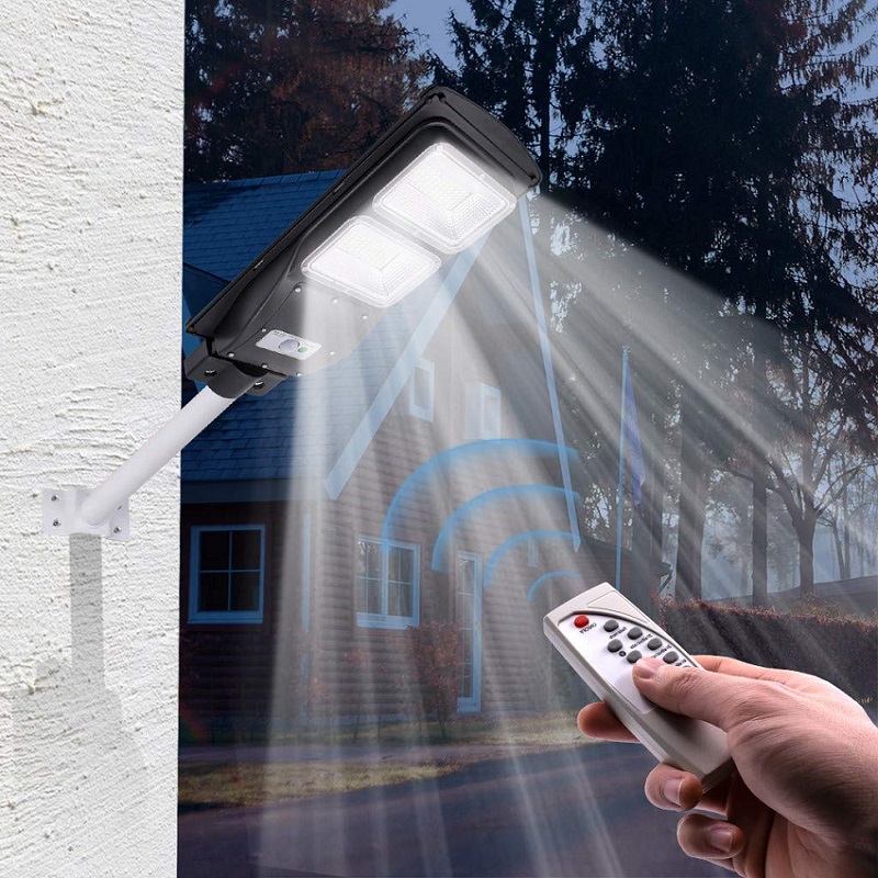 Solar 96 Zahradní lampa s pohybovým čidlem 96 LED 60W