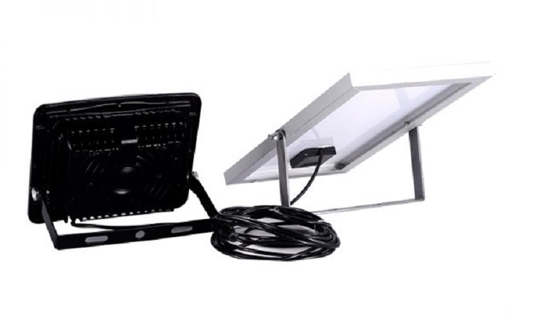 Solární reflektor 10W s dálkovým ovladačem