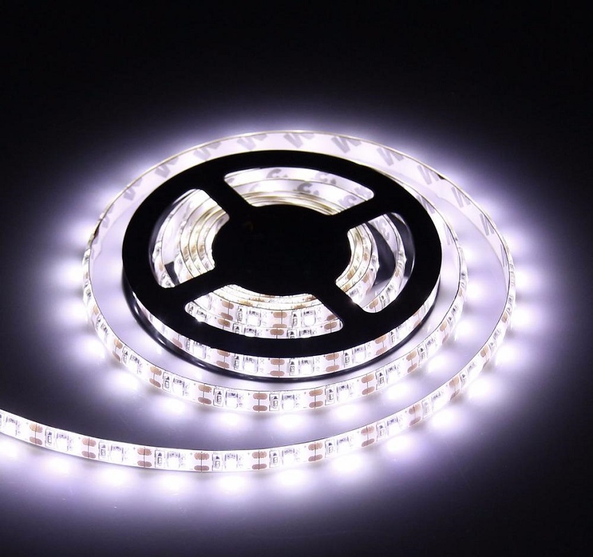 Light B3512 LED pásek na baterii čistá bílá 2 metry