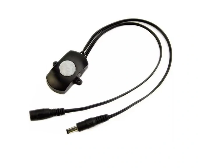 LED pásek s PIR čidlem pohybu 60LED/1m IP65 ON/OFF teplá bílá, 3metry