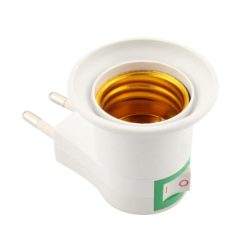 Zástrčka s objímkou a vypínačem pro žárovku E27