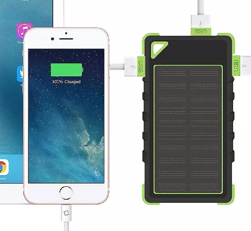 SolarPower N-110 Solární nabíječka 8.000 mAh černá